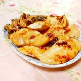 ガリバタ味❤鶏胸肉ステーキと茸のケチャマヨ添え❤